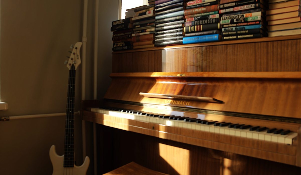 Piano, huono laatu esimerkkikuva